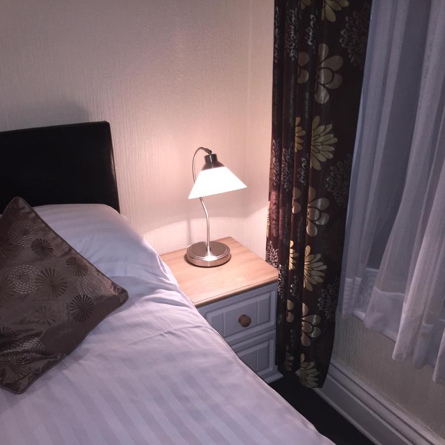 The Beechcliffe Hotel - Over 35'S Only Blackpool Camera foto